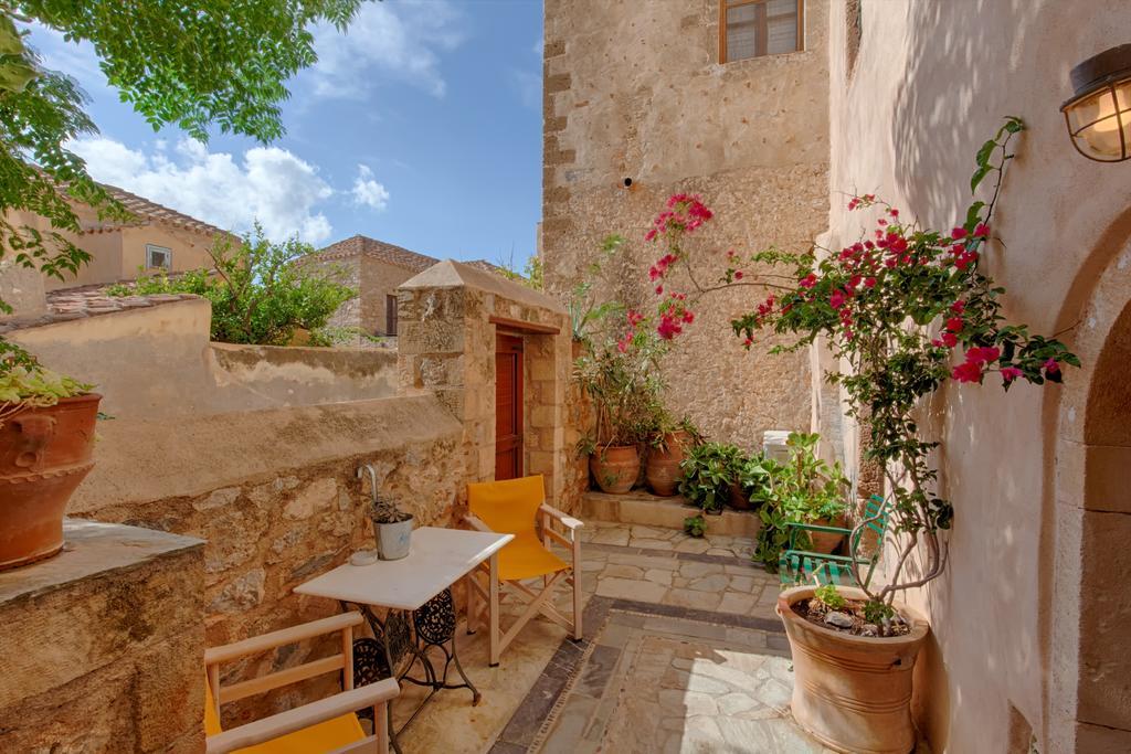 Dorovinis Monemvasia Castlehouses Eksteriør bilde
