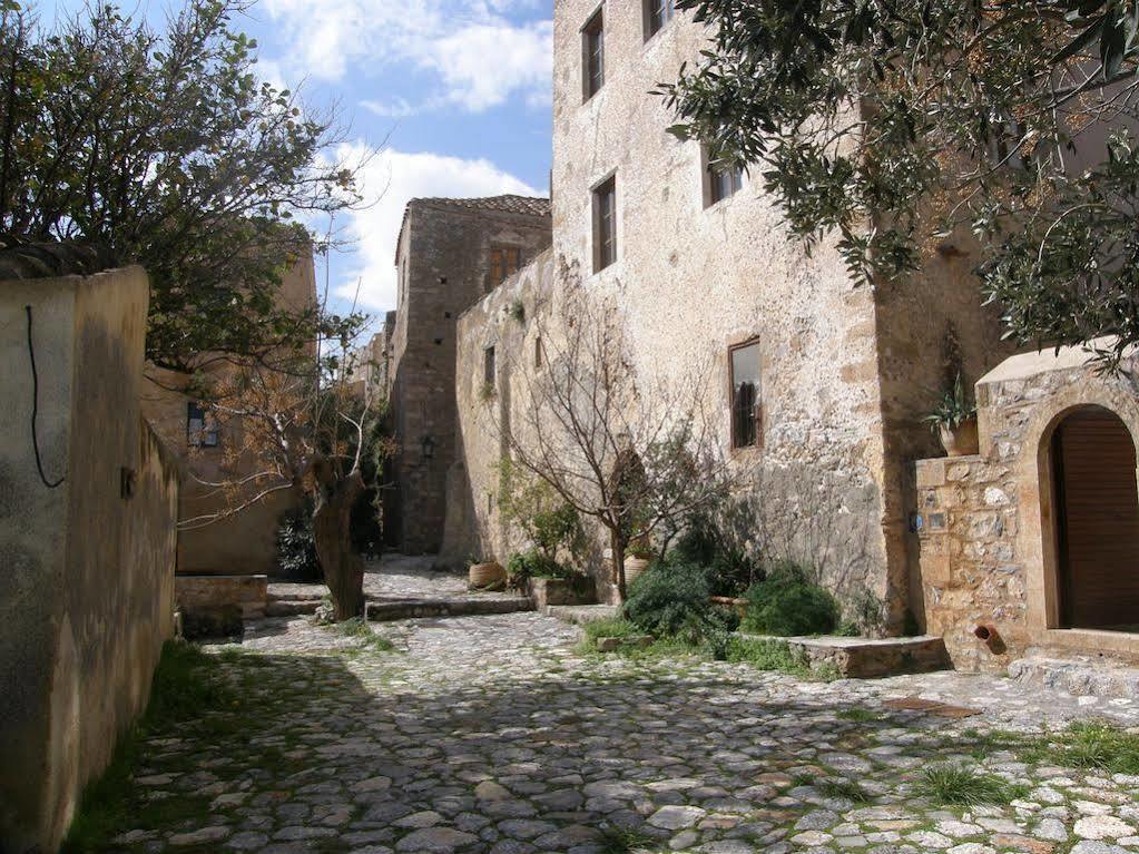 Dorovinis Monemvasia Castlehouses Eksteriør bilde